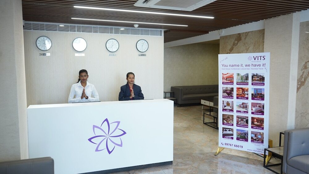 Сурат: Purple Beds by VITS Dwarkesh, Surat