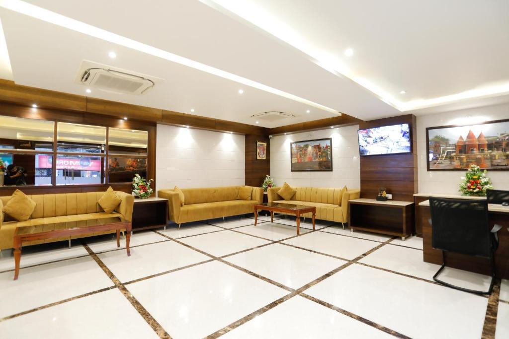 Варанаси: Hotel Dolphin Grand