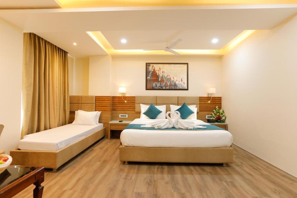 Варанаси: Hotel Dolphin Grand