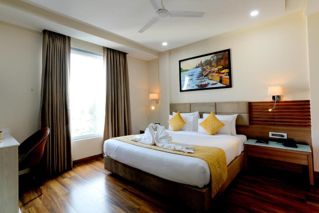 Варанаси: Hotel Dolphin Grand
