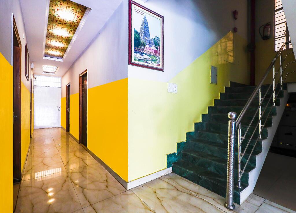 Патна: Hotel Buddha International