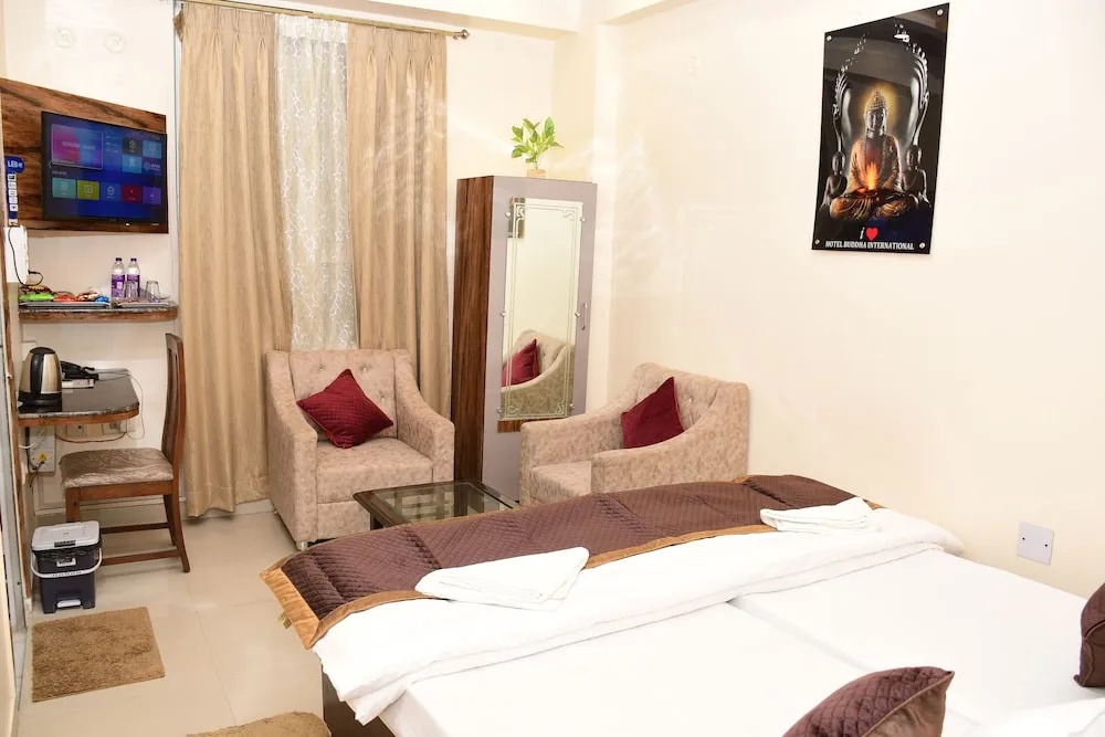 Патна: Hotel Buddha International