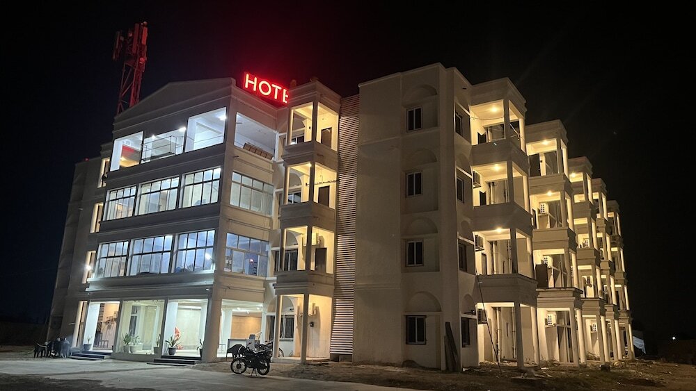 Моти Хавди: Hotel Millennium Plaza