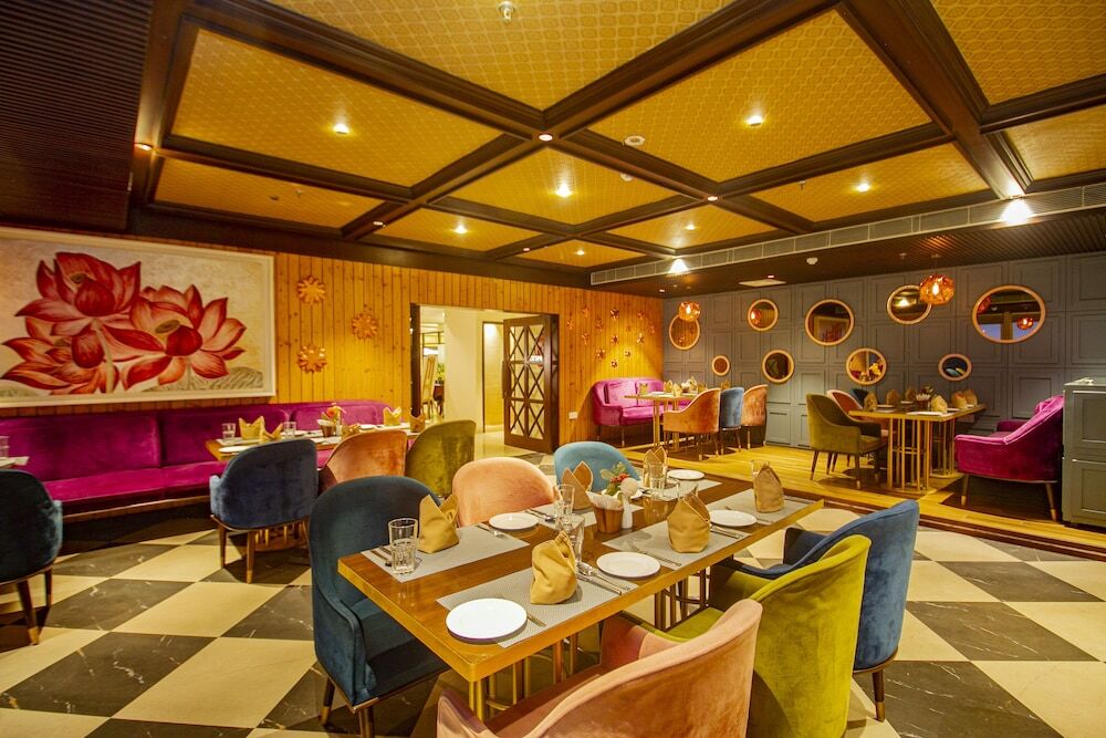 Дармсала: Amritara Surya Mcleodganj Dharamshala