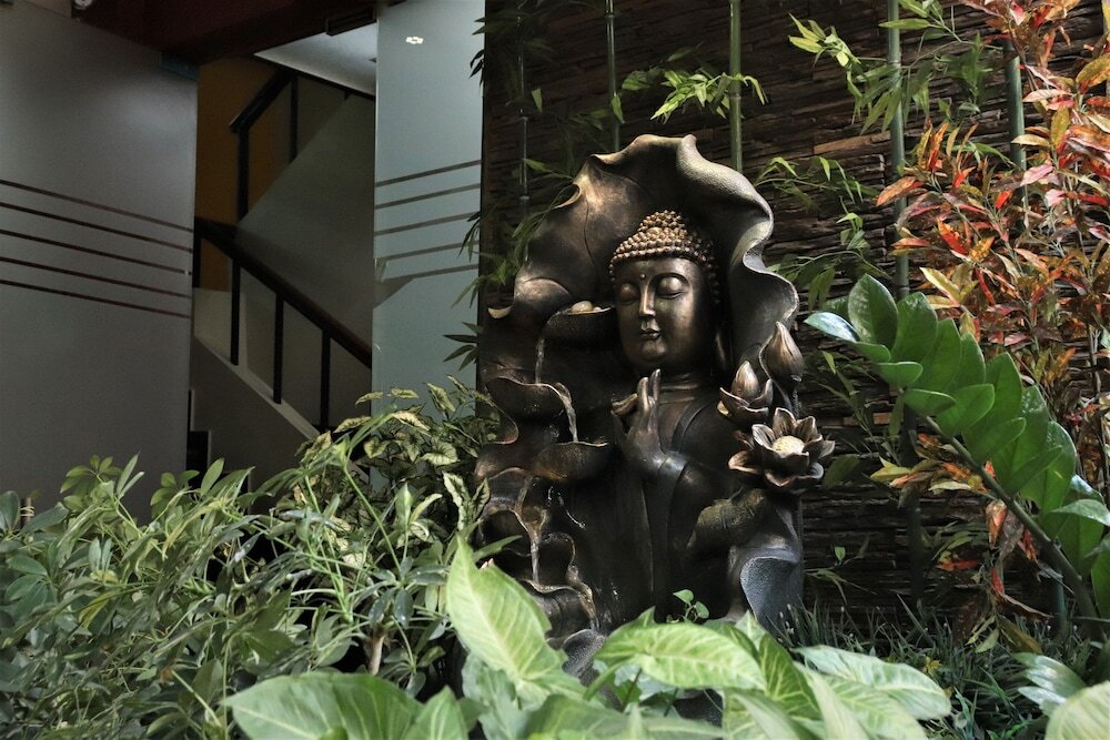Пуна: Serenity By Monarch Viman Nagar