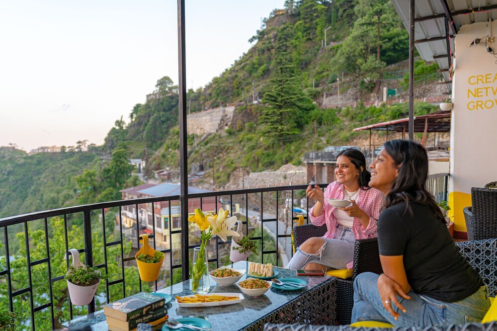 Массури: ArtBuzz Mussoorie