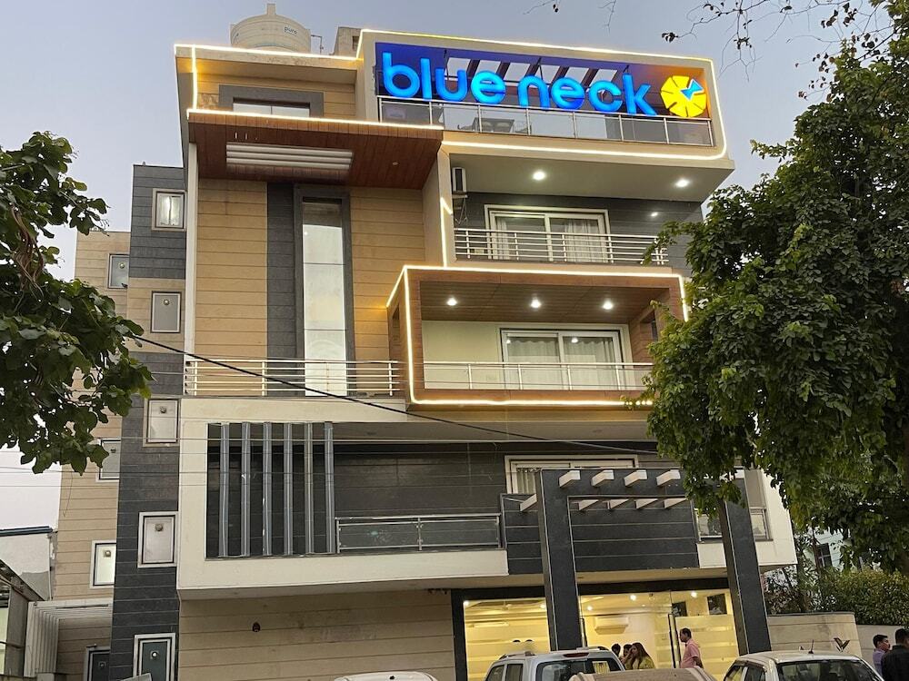 Гуруграм: BlueNeck Sec 47 Near IKEA GMP Gurugram.