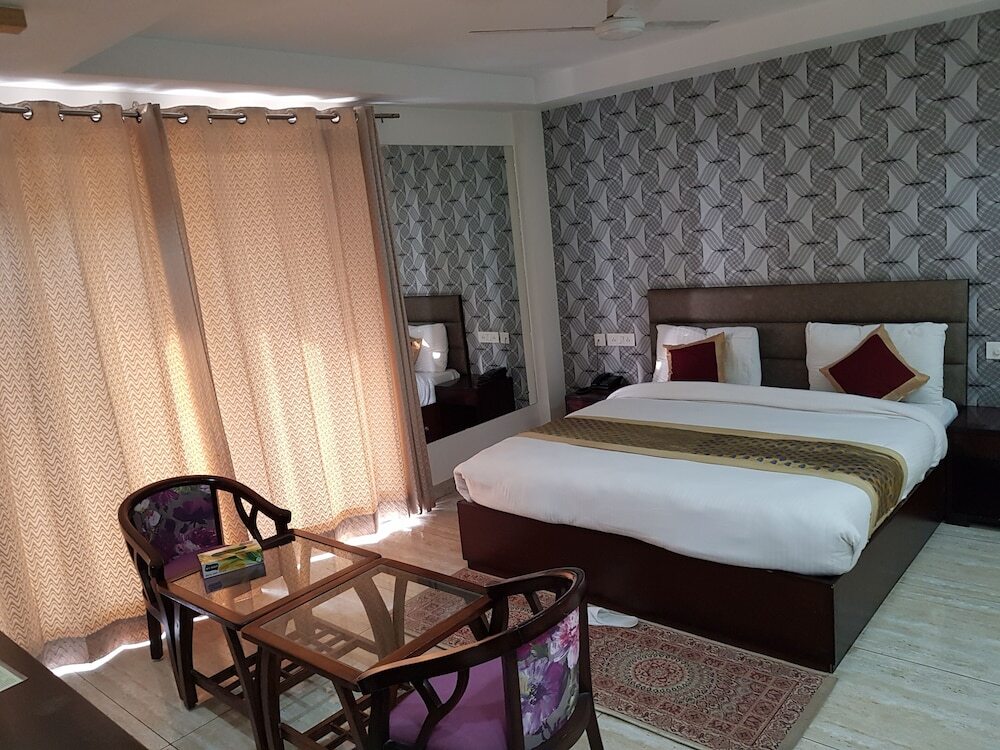 Гуруграм: BlueNeck Sec 47 Near IKEA GMP Gurugram.