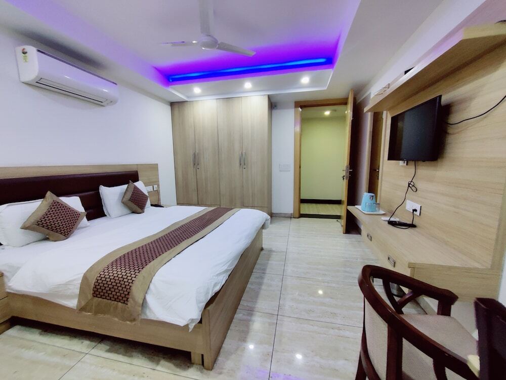 Гуруграм: BlueNeck Sec 47 Near IKEA GMP Gurugram.