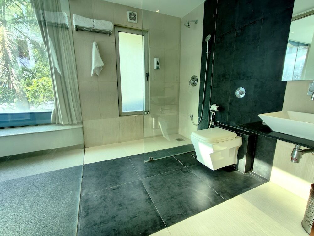 Вадодара: The Sky Imperial Hotel Yahvi