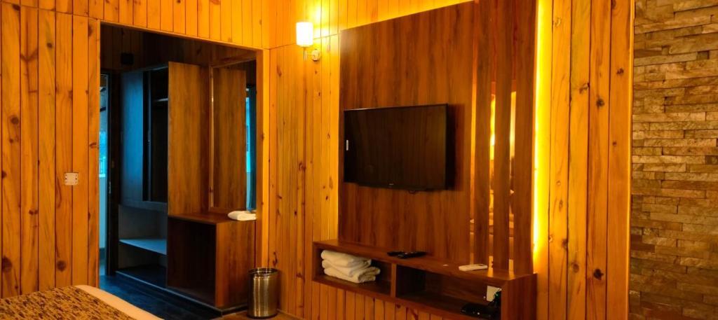 Ришикеш: Qcent Woods Spa & Resort