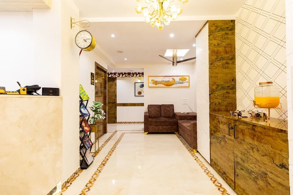 Мумбаи: Hotel Larmont Luxury