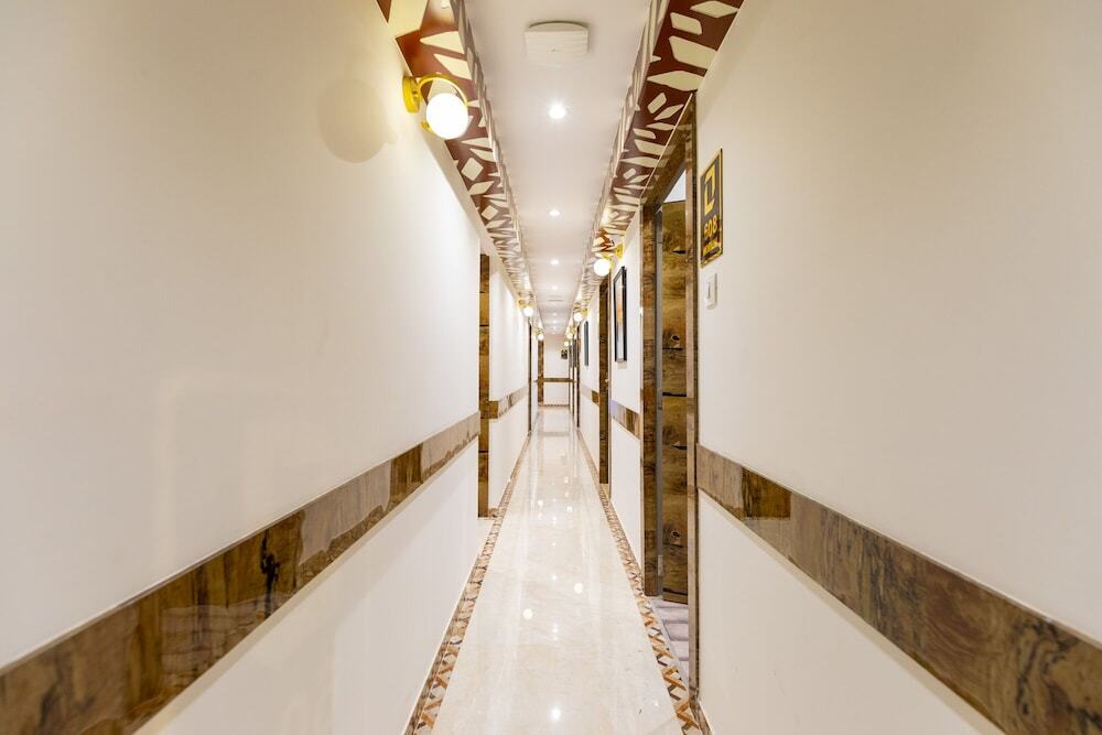 Мумбаи: Hotel Larmont Luxury