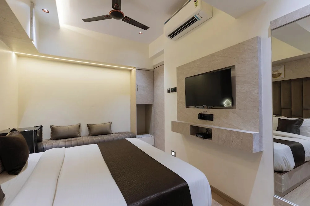 Мумбаи: Hotel Larmont Luxury
