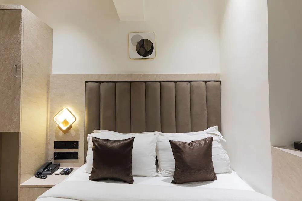 Мумбаи: Hotel Larmont Luxury