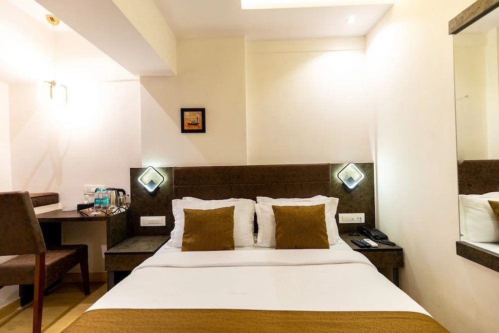 Мумбаи: Hotel Larmont Luxury