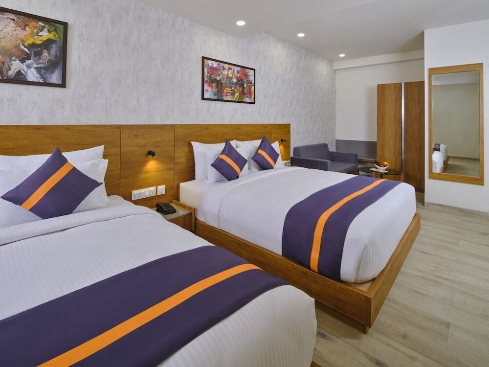Гарудешвар: Comfort Inn