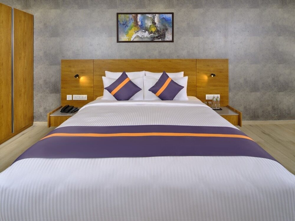 Гарудешвар: Comfort Inn