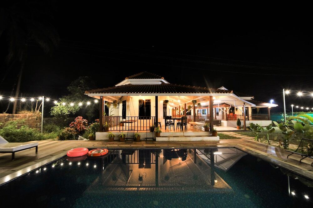 Пляж Мандва: Coast house private villa Mandwa Alibaug