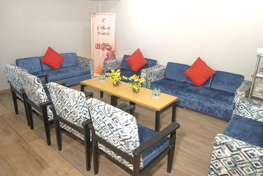 Нойда: Chhavi Hotels