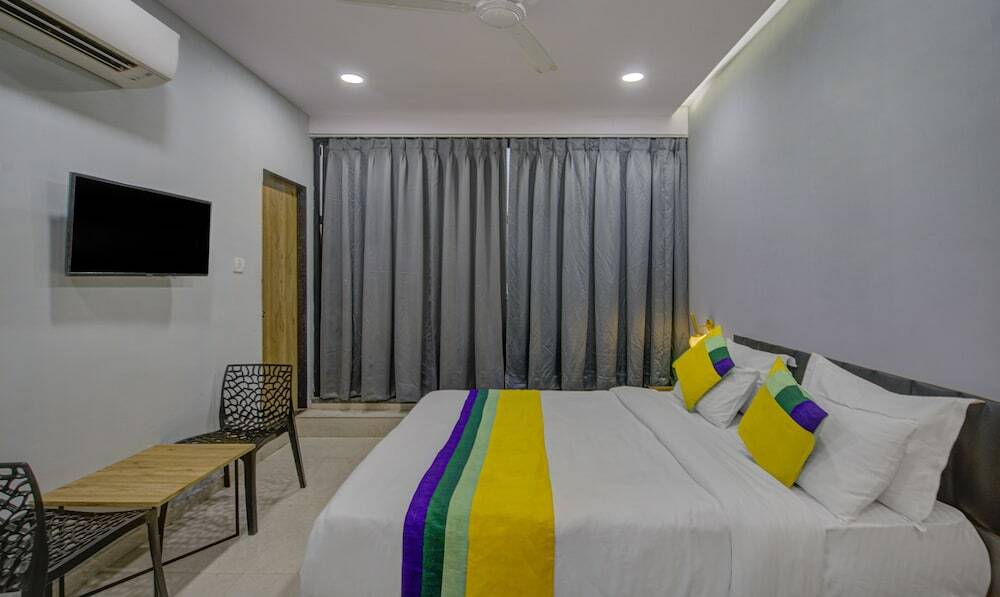 Сурат: Itsy Hotels Natasha, Vesu, Surat