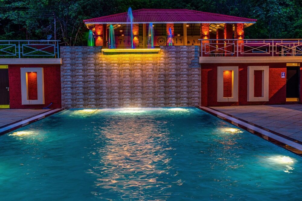 Даполи: Chinar Wood Resort Dapoli