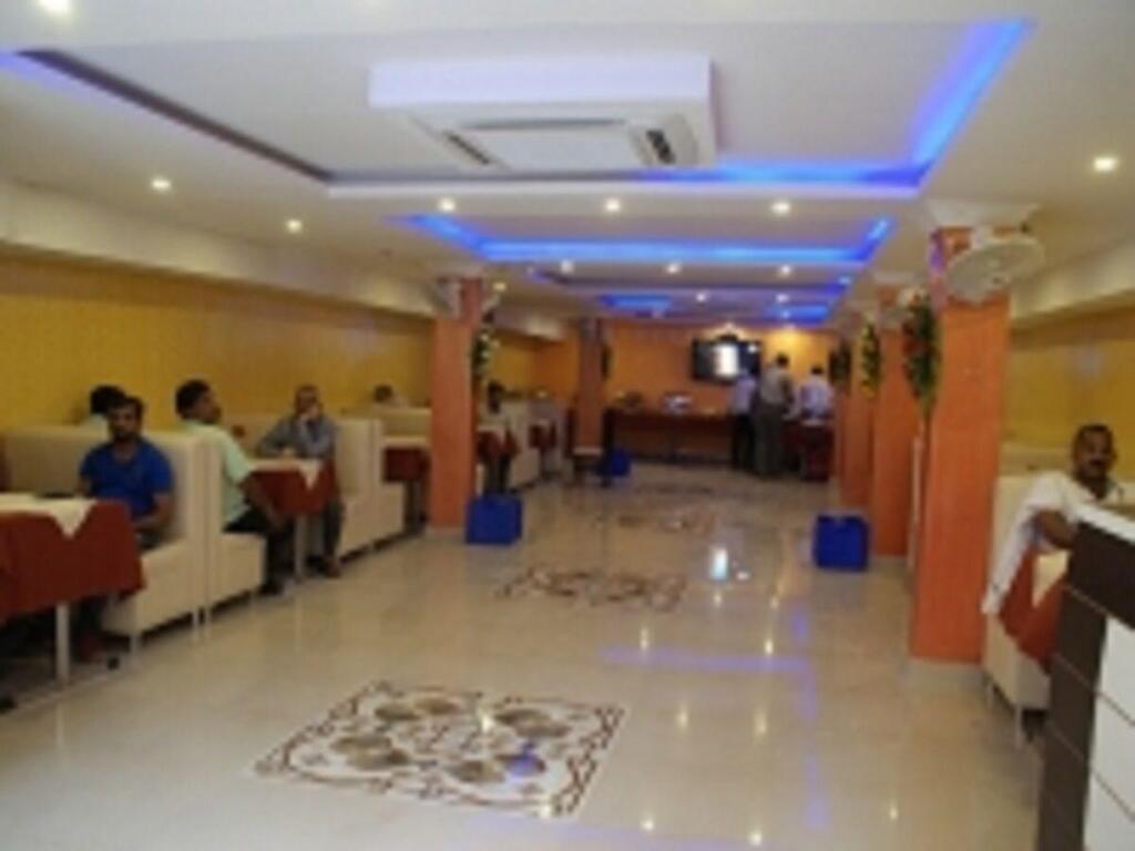 Варанаси: Fabhotel Prakash Palace