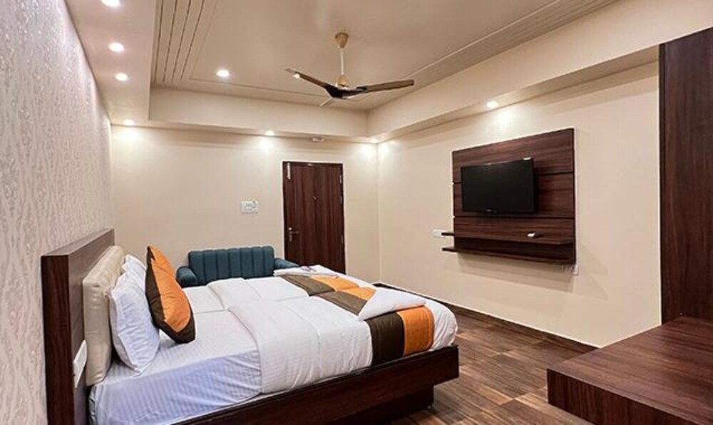 Бангалор: FabHotel Grand View Inn