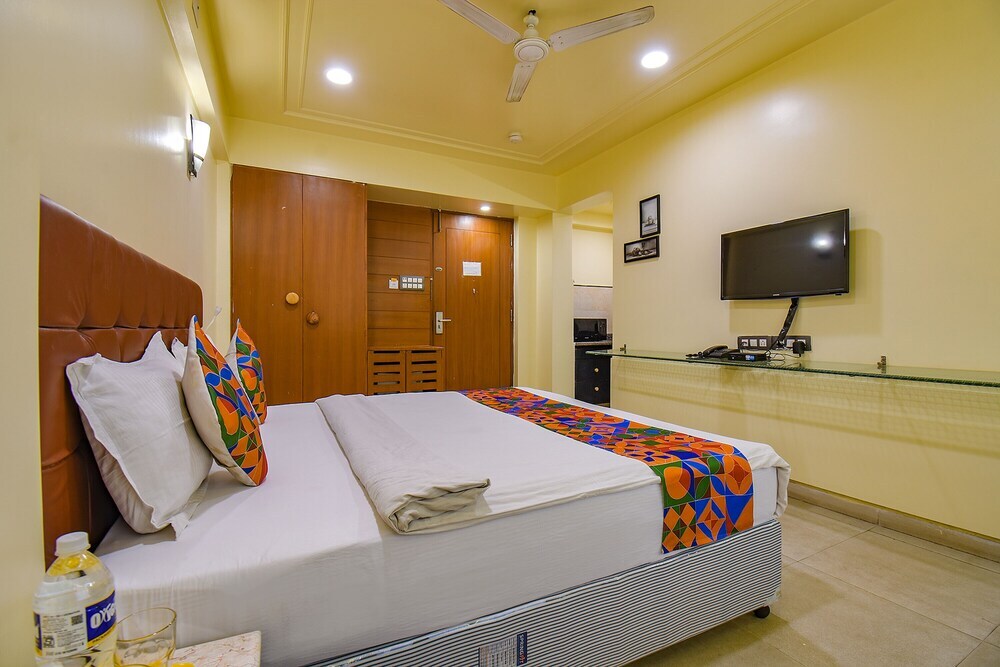 Вакад: Fabhotel Sr Wakad