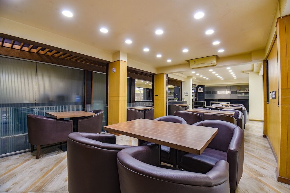 Вакад: Fabhotel Sr Wakad