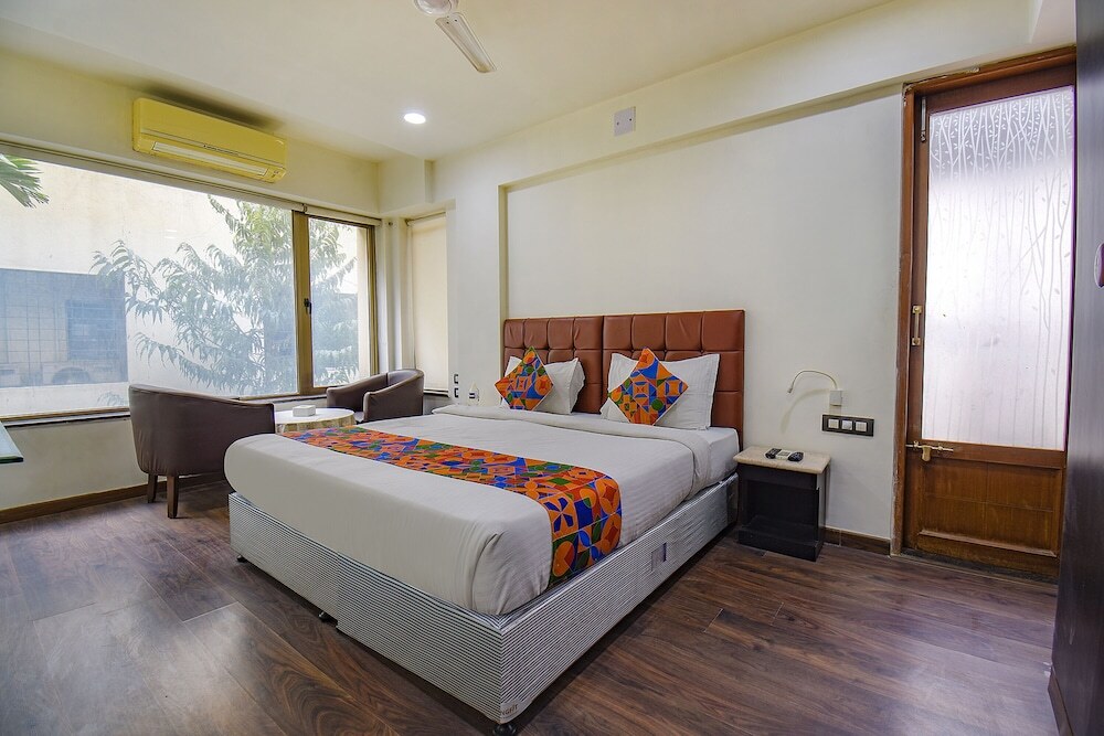 Вакад: Fabhotel Sr Wakad