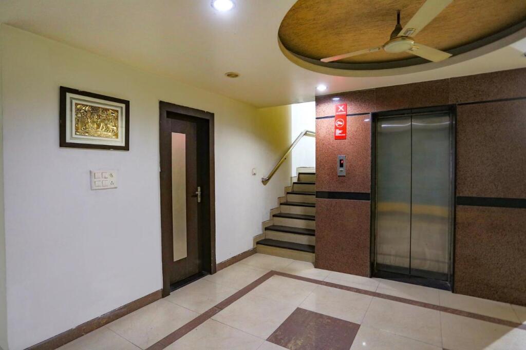 Бхопал: Fabhotel Midland