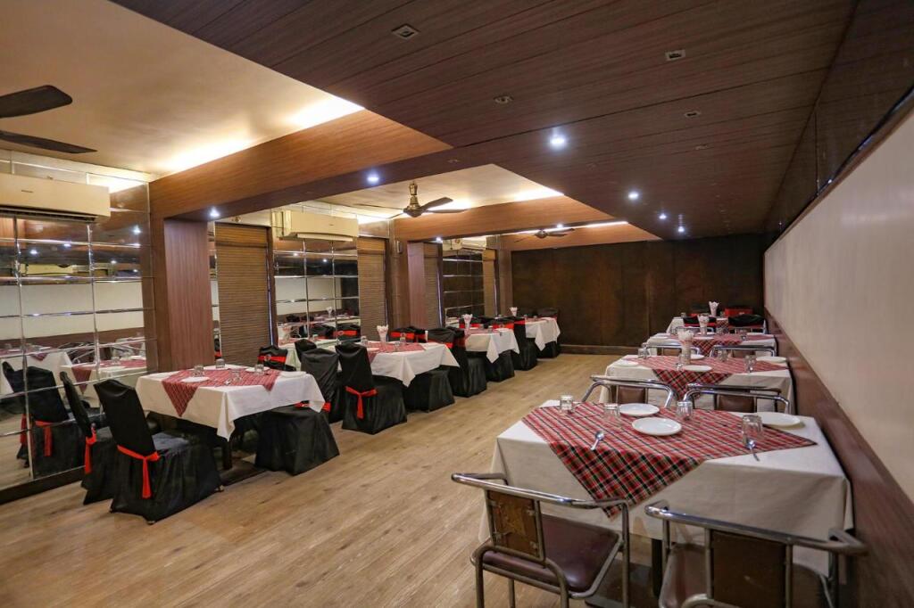 Бхопал: Fabhotel Surya