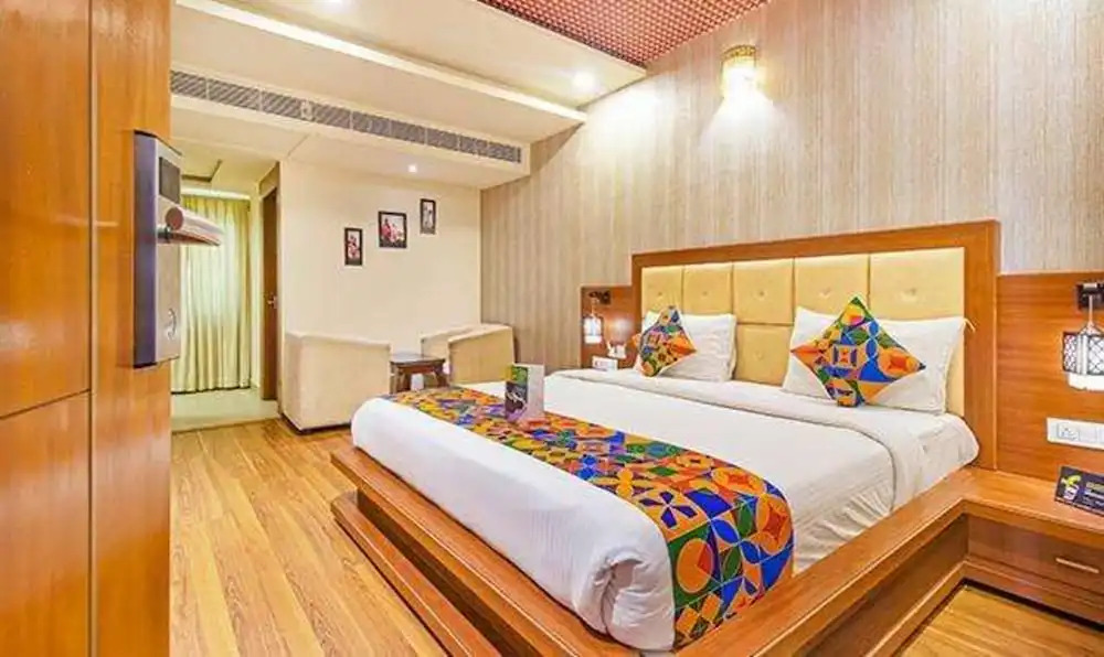 Бангалор: FabHotel Grand View Inn