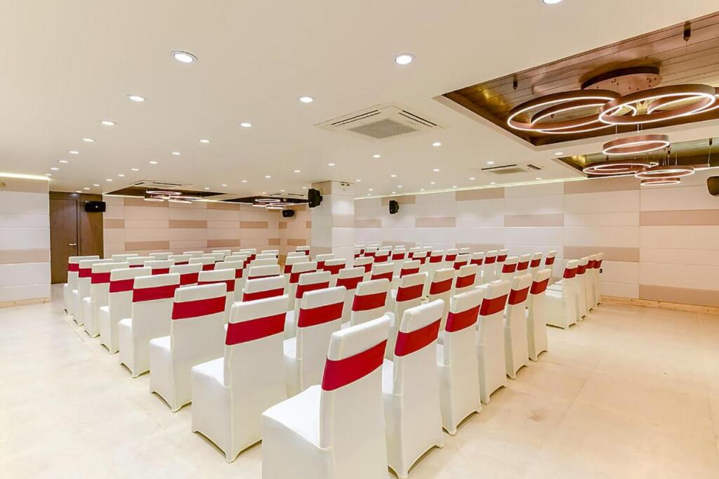 Бхопал: Fabhotel Prime Oasis Blue