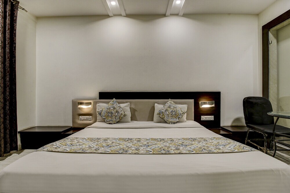 Бхопал: Fabhotel Csfc