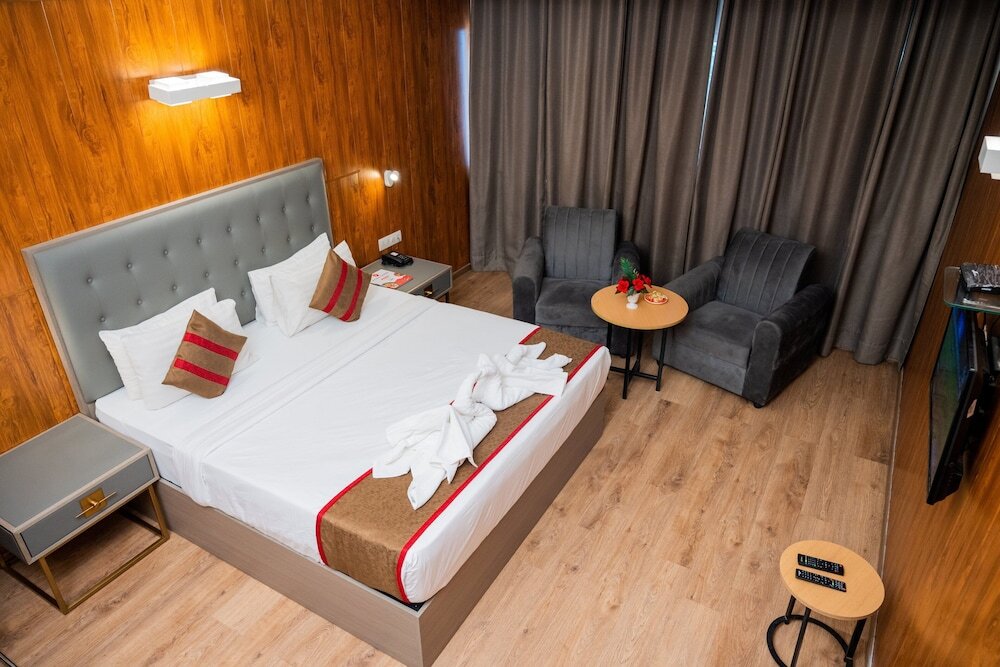 Секундерабад: FabHotel Asrani International