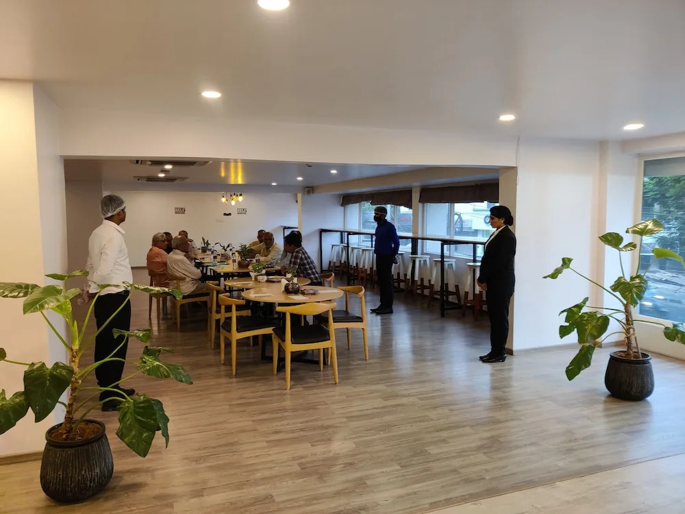 Секундерабад: FabHotel Asrani International