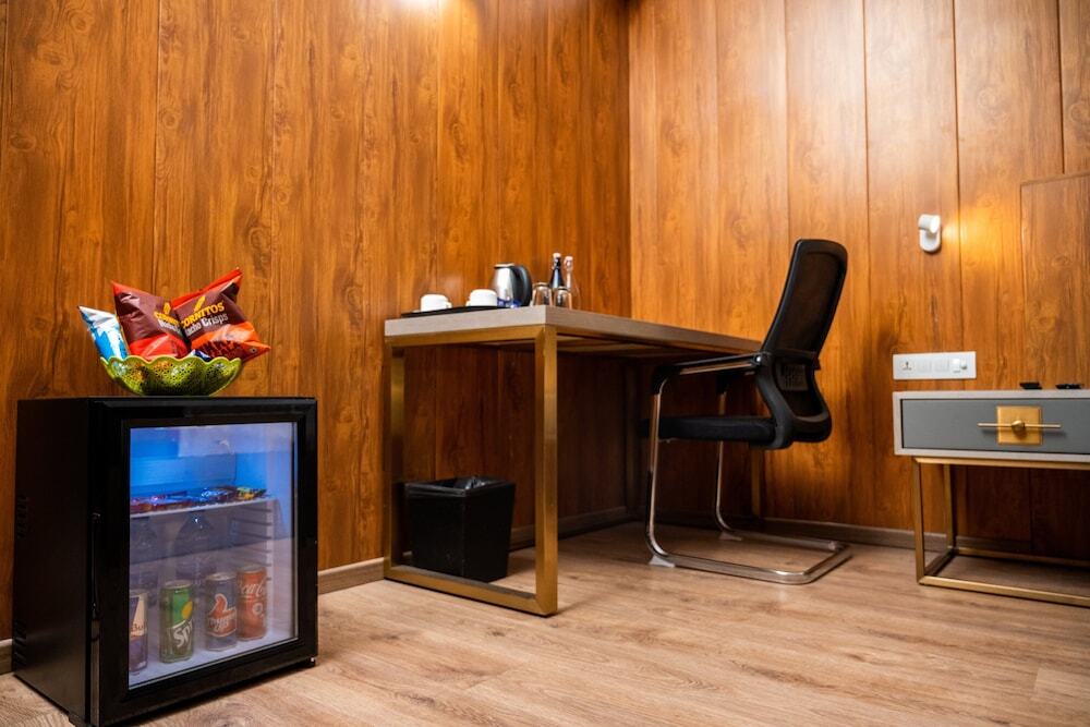 Секундерабад: FabHotel Asrani International
