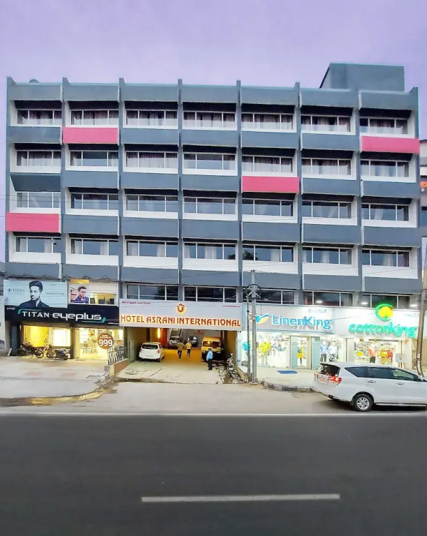 Секундерабад: FabHotel Asrani International
