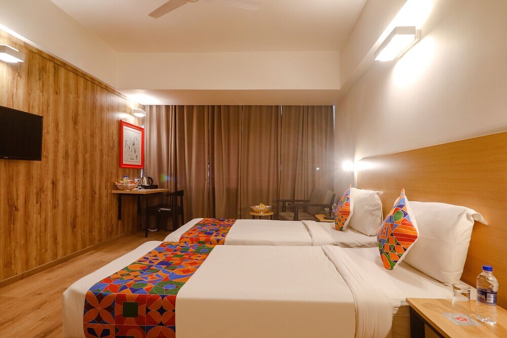 Секундерабад: FabHotel Asrani International