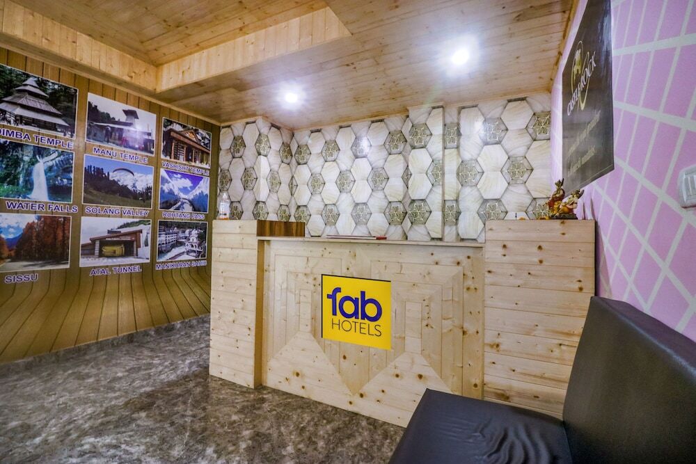 Манали: FabHotel Castle Rock