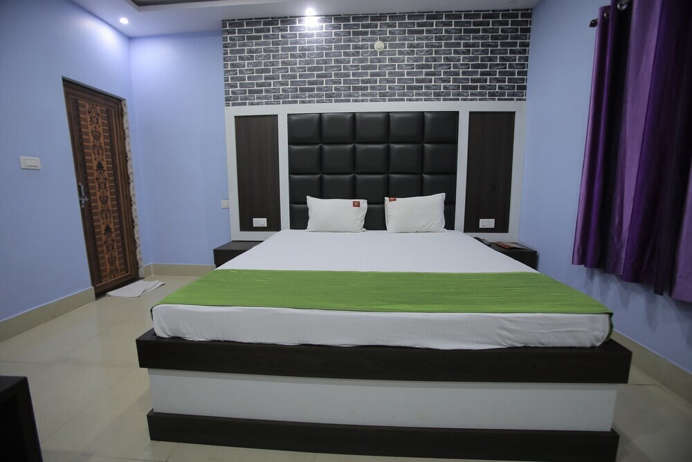 Дургапур: Hotel Rio Inn Trimbakeswer