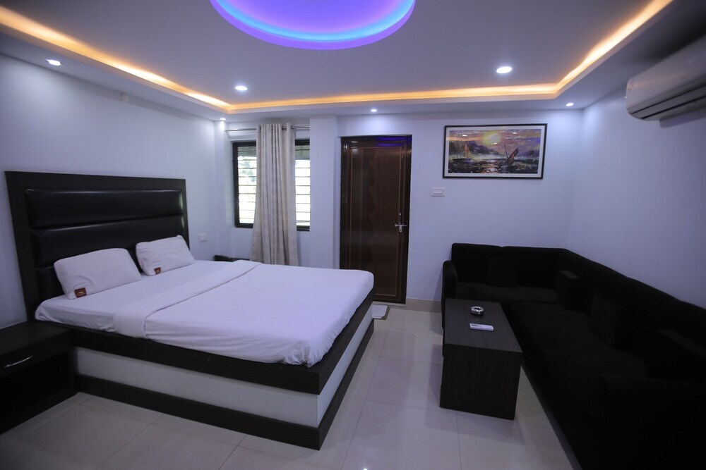 Дургапур: Hotel Rio Inn Trimbakeswer
