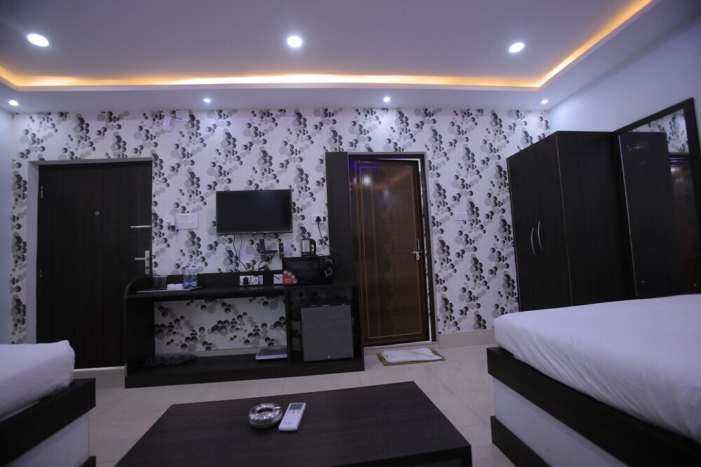Дургапур: Hotel Rio Inn Trimbakeswer