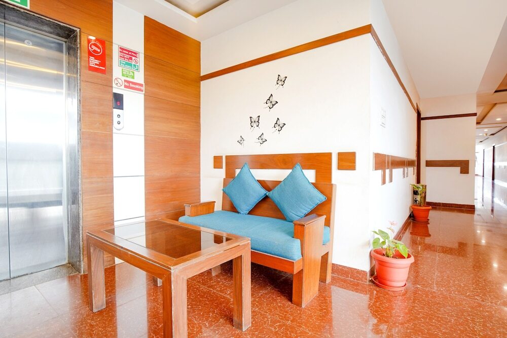 FabHotel Emirates Suites — фото 2