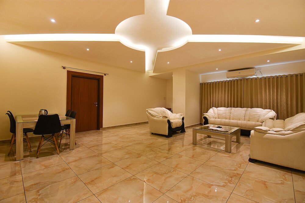 Бангалор: Fabhotel High Rise