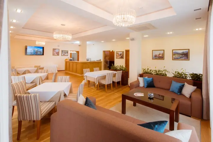Симферополь: Yayla Hotel