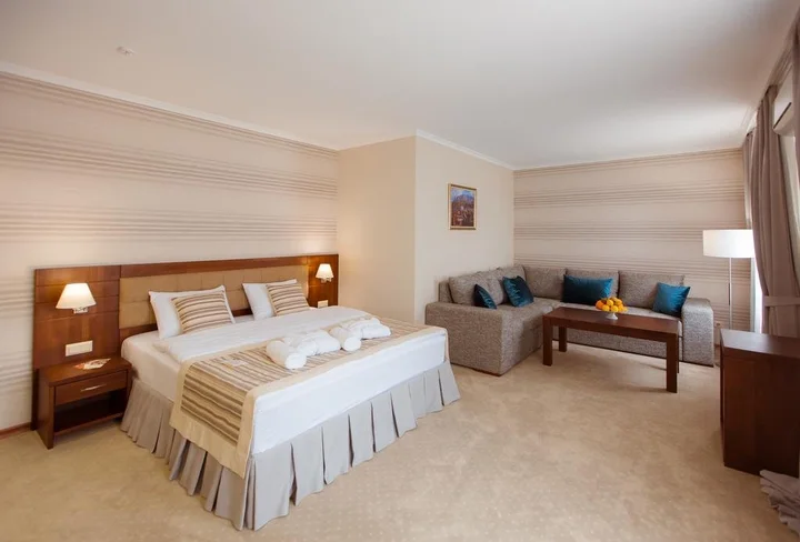 Симферополь: Yayla Hotel