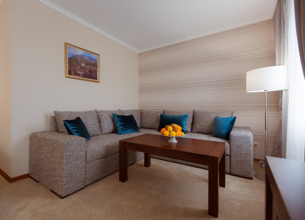 Симферополь: Yayla Hotel